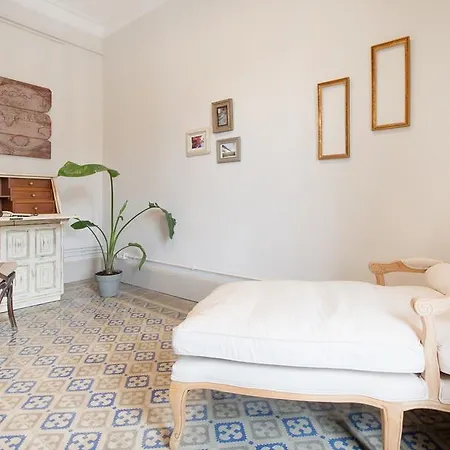You Stylish Boutique Apartments Barcelona Exterior photo